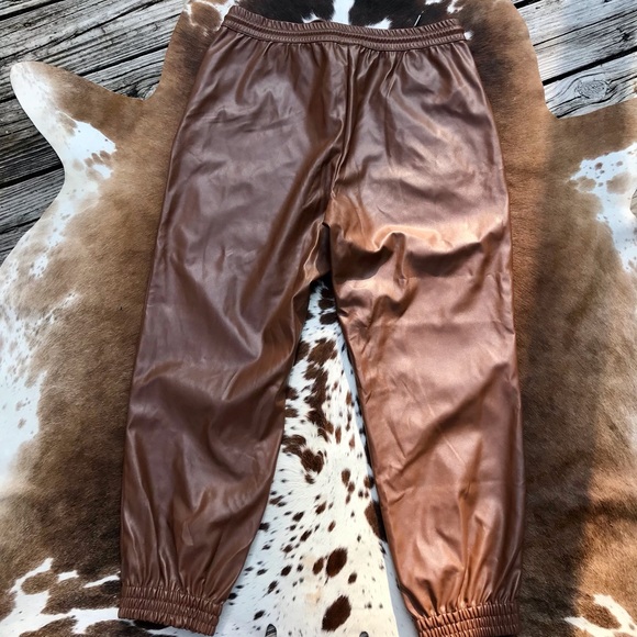 NWOT A New Day Faux Leather Jogger Pants sz M - Picture 5 of 6